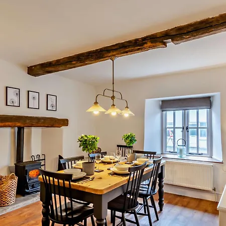3 Bed In Cartmel 95100 Holiday home