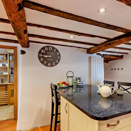 Дом отдыха 3 Bed In Grange-over-sands Oc-95100 *