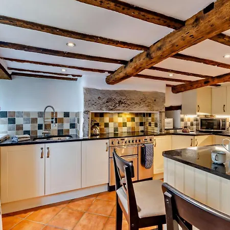 3 Bed In Grange-over-sands Oc-95100 *