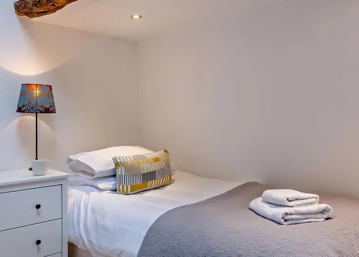 3 Bed In Grange-over-sands Oc-95100 *