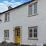 3 Bed In Grange-over-sands Oc-95100 بيت للعطل *